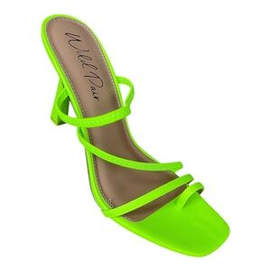 Wild Pair Neon Green Strappy Heels Women’s 9.5M Square Toe Slip On Sandals NIB